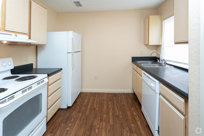 2BR, 2 BA - 948SF-Kitchen