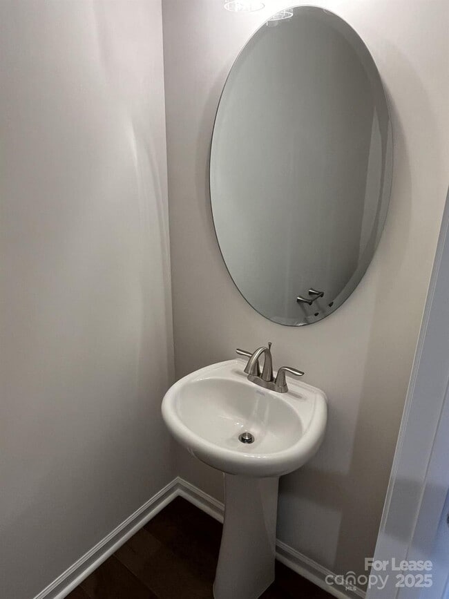 Photo - 3159 Hutton Gdns Ln