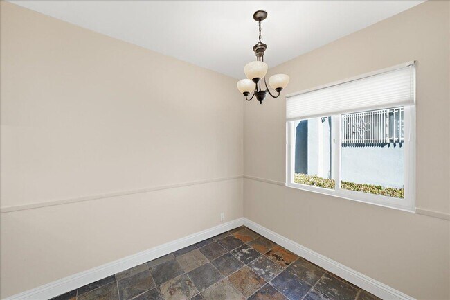 Photo - 11719 Mayfield Ave Unit 1