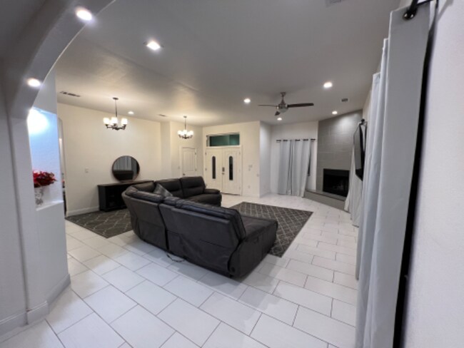 Photo - 501 Deer Run