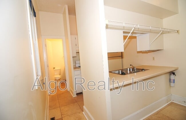 1015 13th Ave SE