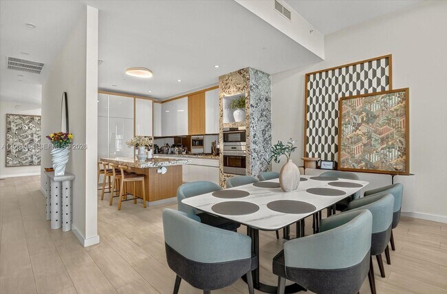 Photo - 2821 S Bayshore Dr Unit 11B