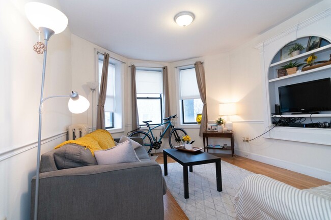 1340 Commonwealth Ave., #6 - 1340 Commonwealth Ave., #6 Rental