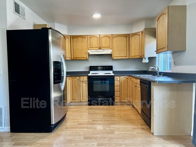 Building Photo - 10633 Aristocrat Ct Rental