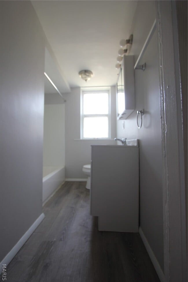 Photo - 3969 Wilmington Ave Unit 1st fl