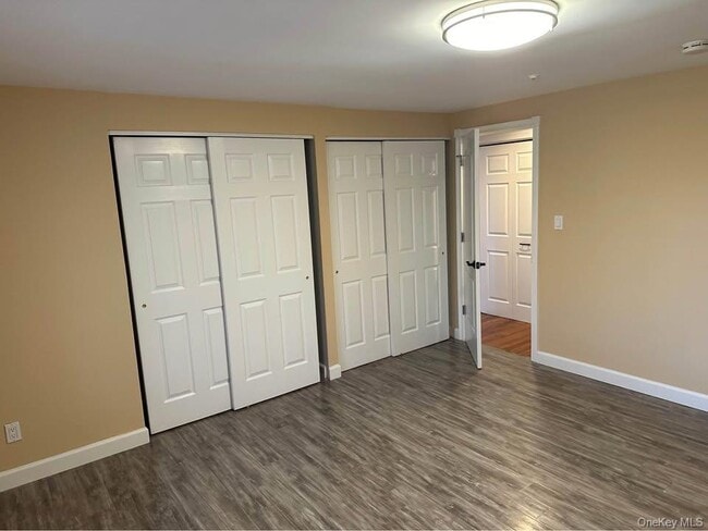 Photo - 12 Sagamore Hills Dr