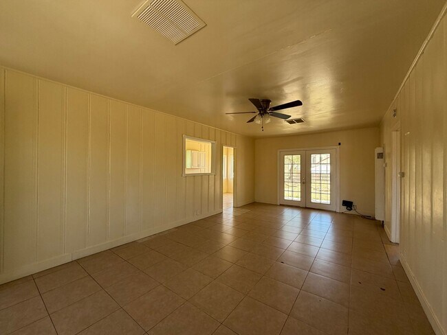 400 W Fredricks St Unit # C