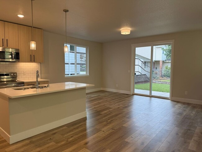 Photo - Beautiful Three Bedroom New Construction Home For Rent