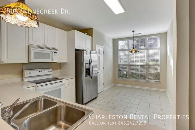 Photo - 508 Stonecreek Dr