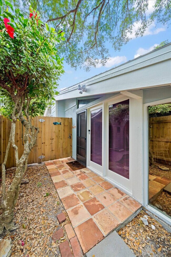 Photo - 408 Harrison Ave Unidad ID1346830P