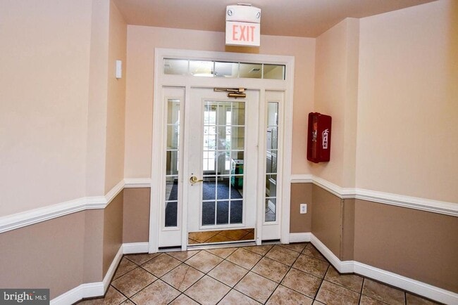 Photo - 15616 Everglade Ln Unit 201