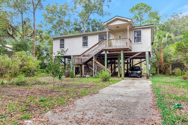 Photo - Home in Milton on the water!!!