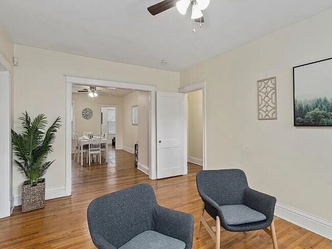 Photo - 761 Syracuse Ave Unidad #3