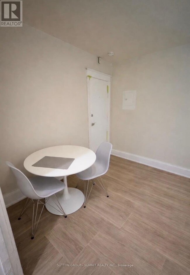 Photo - 98 Vaughan Rd Unit 106