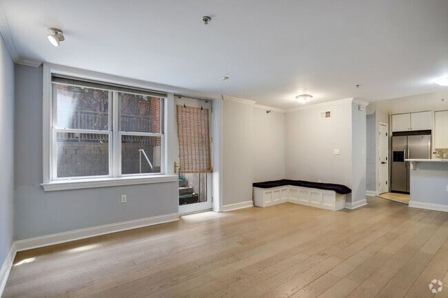 Building Photo - 1323 Clifton St NW Rental