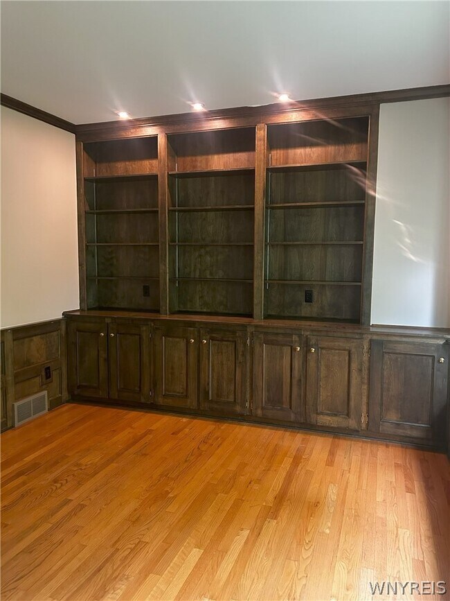 Photo - 125 Hobnail Dr