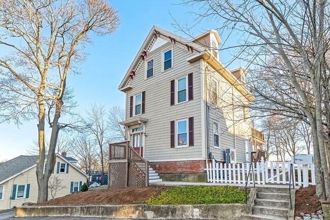 Photo - 11 Symonds St Unit 2