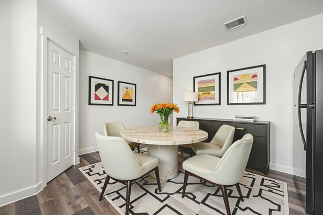 Photo - 12603 Telge Rd Unidad 8C