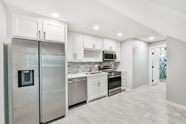 Photo - 4323 Ursuline St