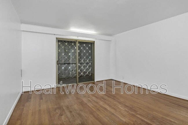 Photo - 934 Laurens St Unit G
