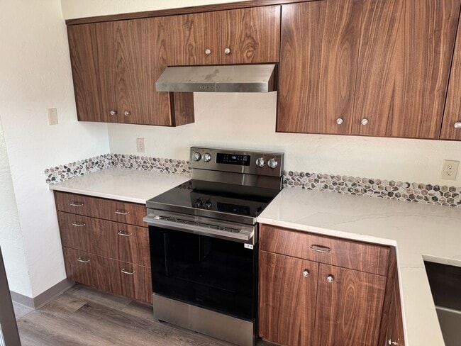 Photo - Updated 2 bedroom 1.5 bathroom duplex!