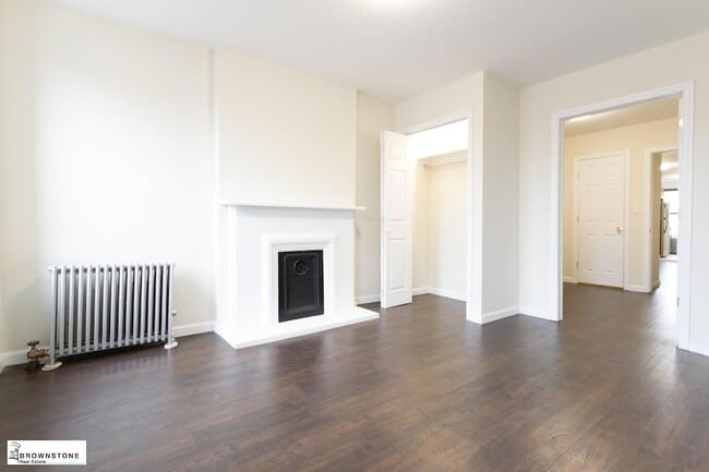 Photo - 662 6th Ave Unidad 4L