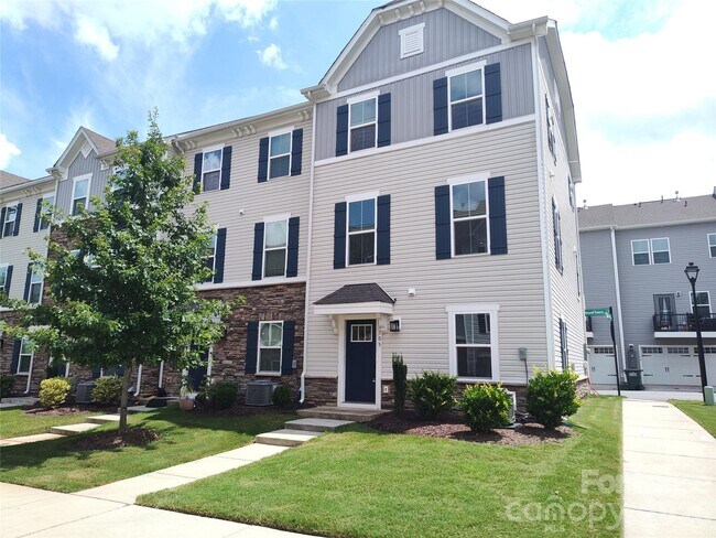 Building Photo - 1105 Newell Towns Ln