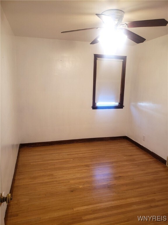 Photo - 2744 Woodlawn Ave