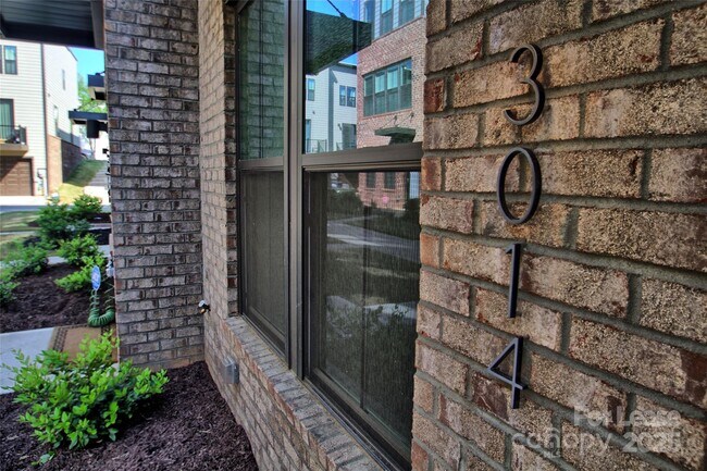 Photo - 3014 Terroir Ln