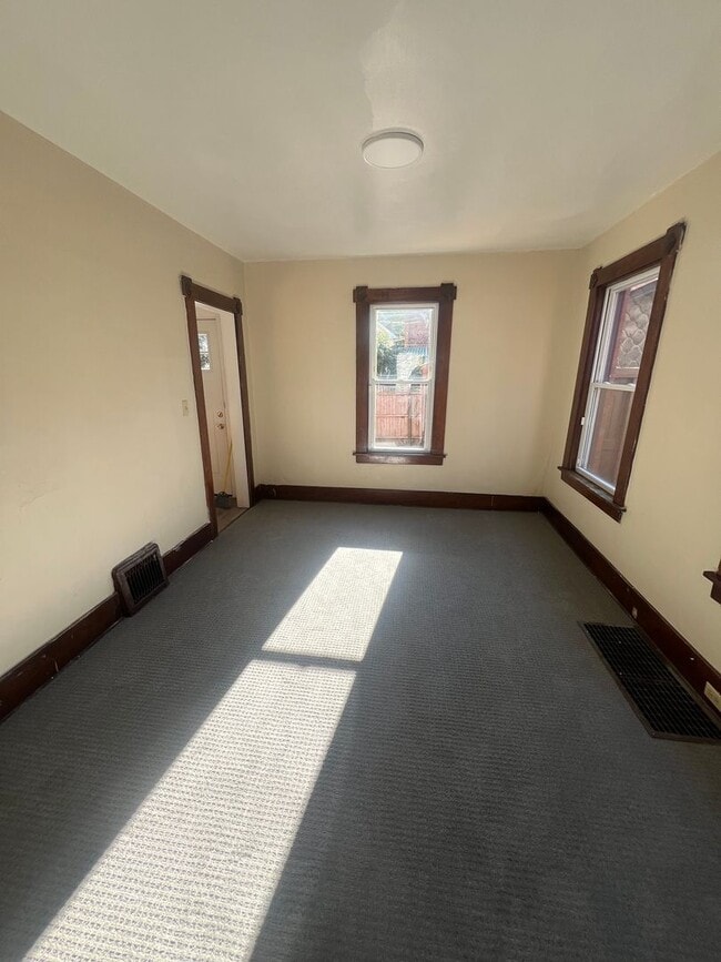 Photo - Large remodeled 3 Bedroom House