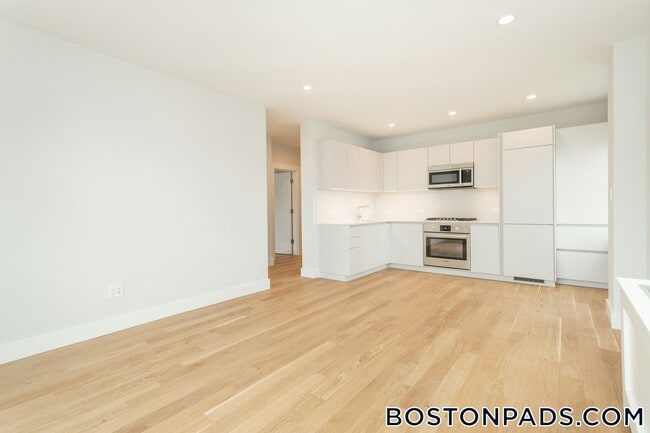 Photo - 123 Highland Ave Unit 38