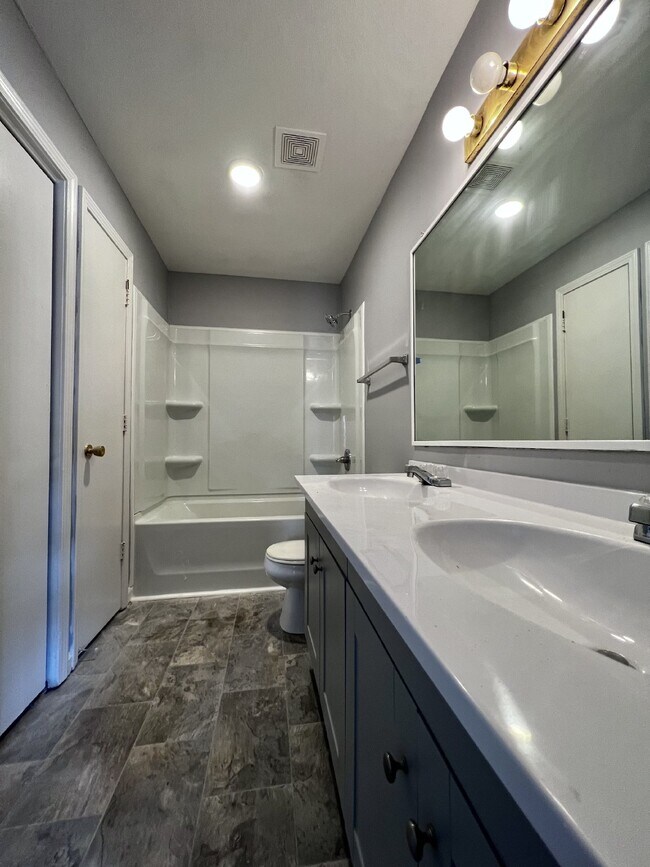 Photo - 374 JACK MILLER BLVD UNIT A