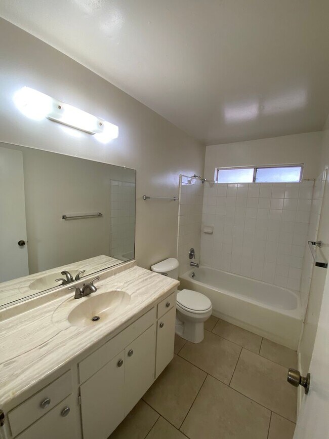 Photo - 3153 Unidad 3530