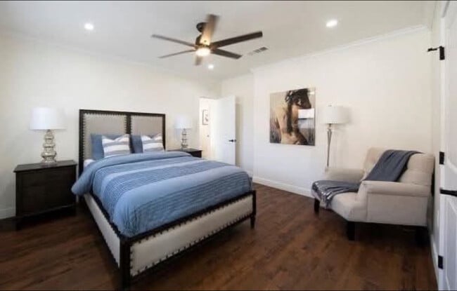 Photo - 4279 Walton Ave