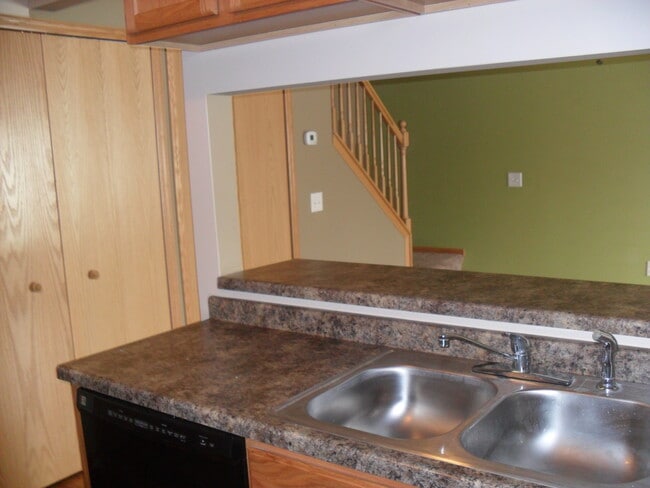 Photo - 4204 Meghan Ln