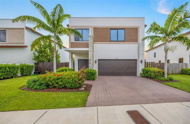 Photo - 268 NE 210th Way