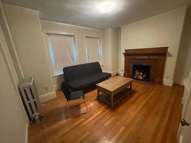 Photo - 96 Winthrop Rd Unit 1