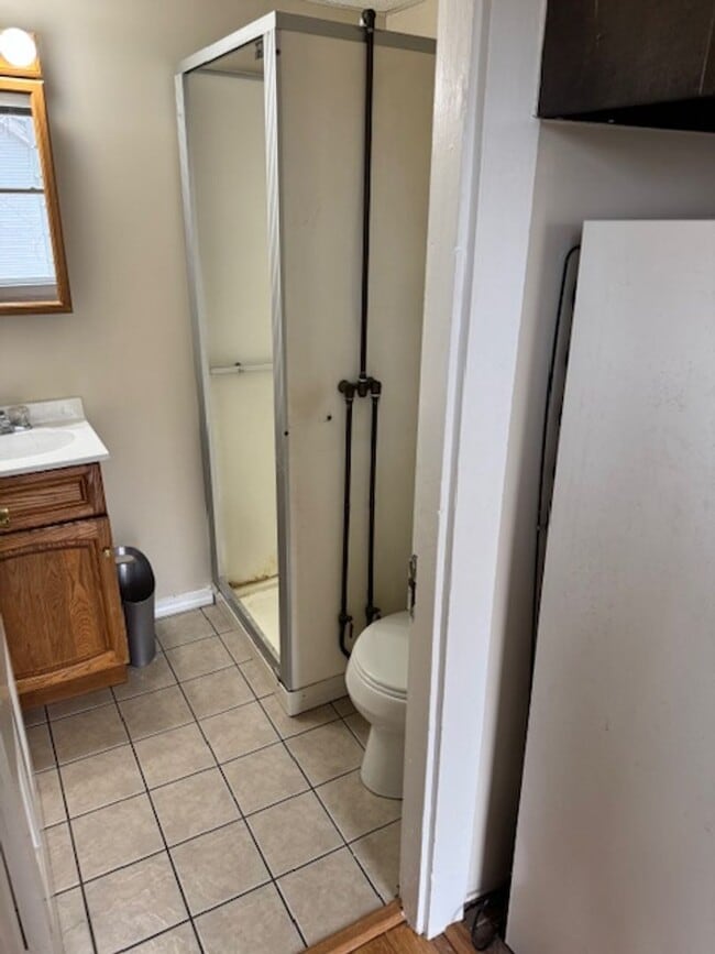 Building Photo - 38 Oak- Augusta Unit 2