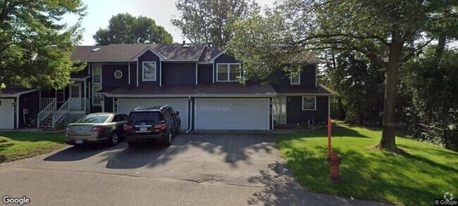 Building Photo - 2303 Grange Ave N Rental