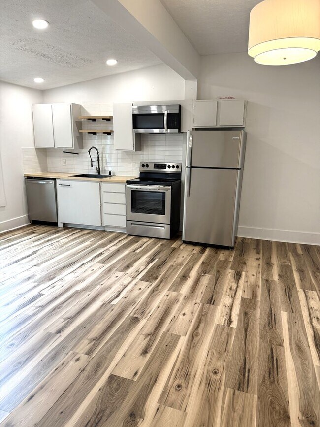 Photo - 1618ELL Unidad 1618ELL - 3