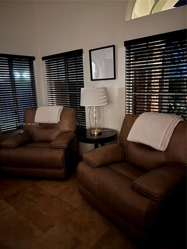 Photo - 3571 NE 11th Dr