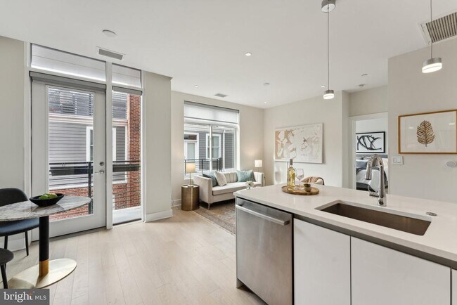 Photo - 1745 N St NW Unit 506