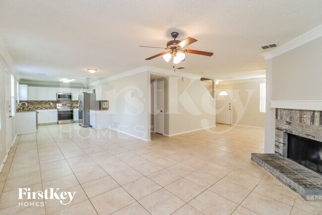 Photo - 3900 Golden Horn Ln