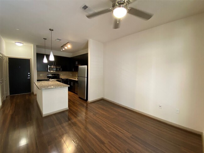 Photo - 2700 Brazos St Unit 4408