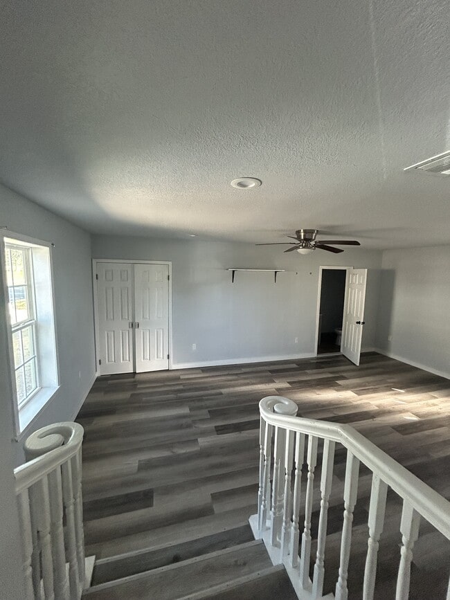 Photo - 1208 Alexander St