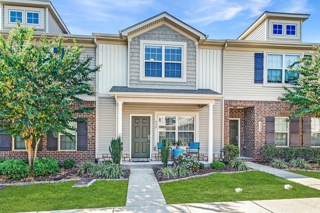 Photo - 735 Tulip Grove Rd Unit 352