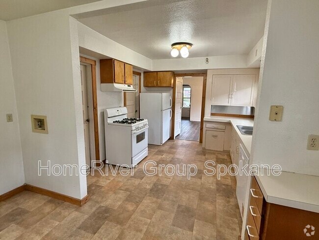 Building Photo - 514 E Olympic Ave Rental