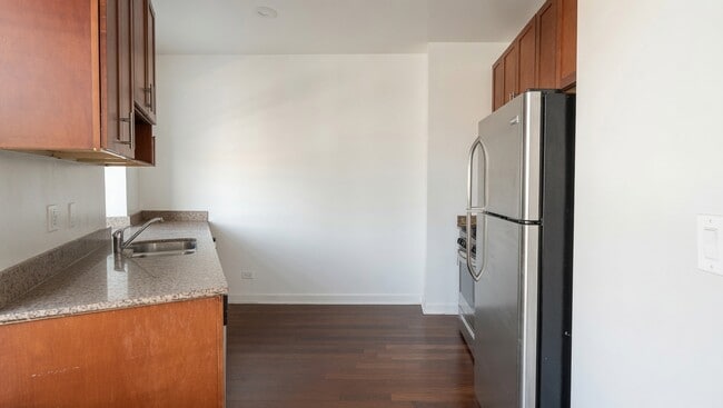 Photo - 2048 W Touhy Ave Unidad 3