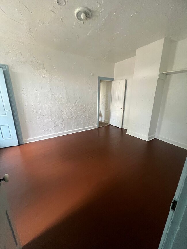 Photo - 161 W North St Unit Apartment 2