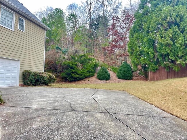 Photo - 555 Vinings Springs Dr SE